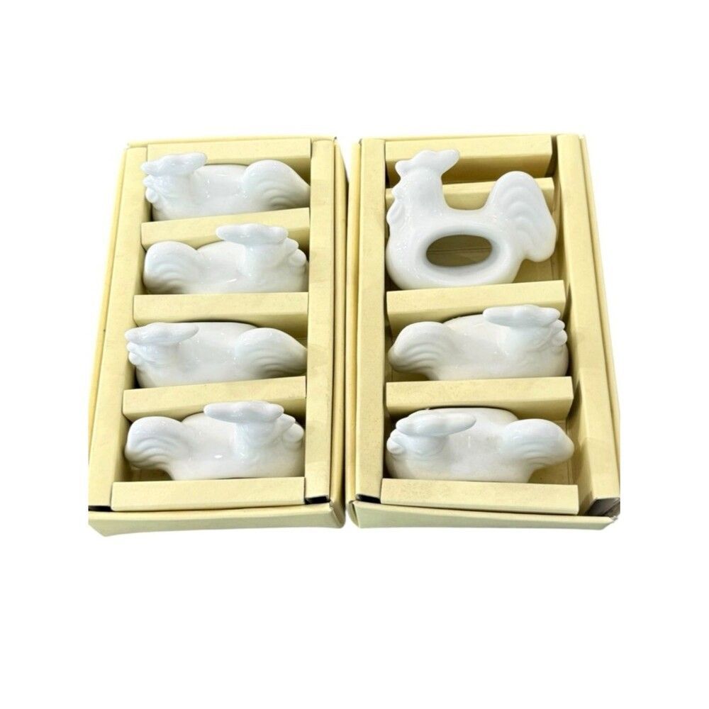 Williams Sonoma Outlet Vintage Set of 7 White Rooster Napkin Rings.